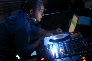 DJ Vakus DJ Profile Picture